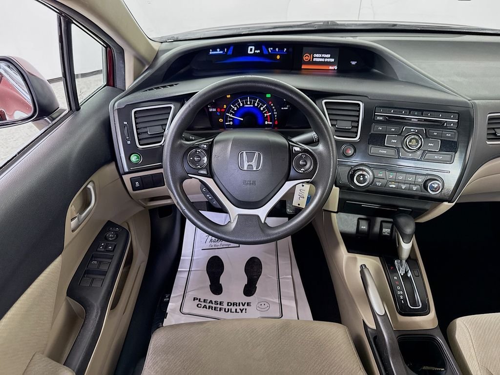 Used 2013  Honda LX image 3