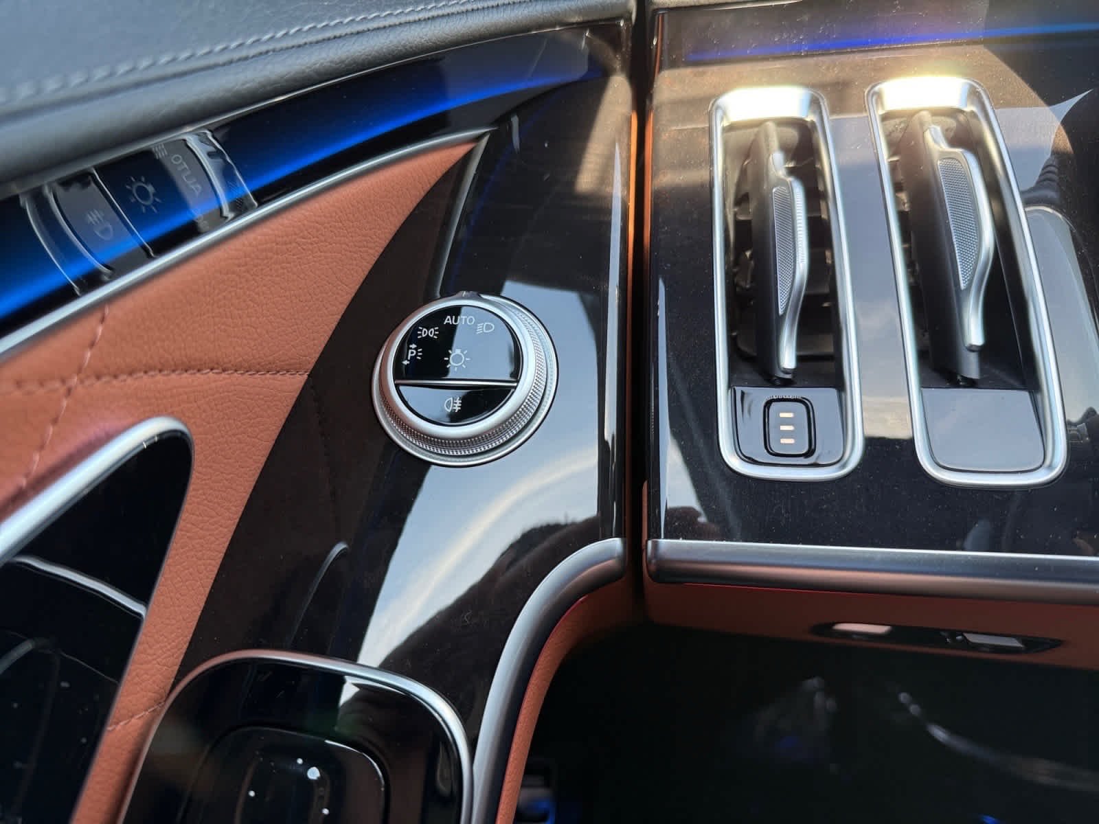 New 2026 Obsidian Black Metallic Mercedes-Benz S 580 image 28