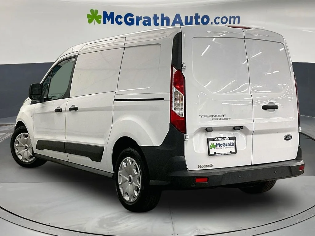 Used 2017 White Ford XL image 3