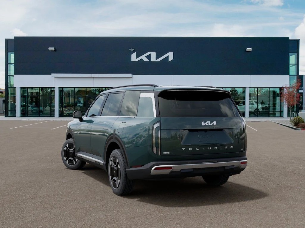 New 2027 Green Kia EX image 4