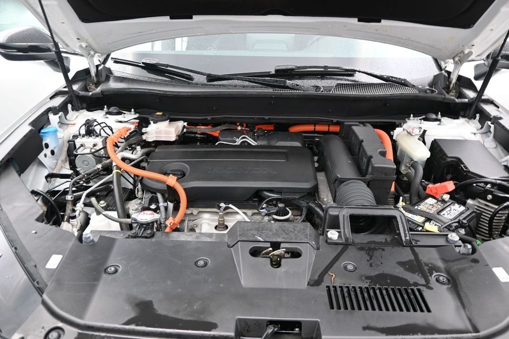 Used 2024 White Honda Sport image 16