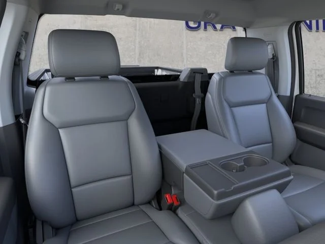 New 2026 Oxford White Ford XL image 40
