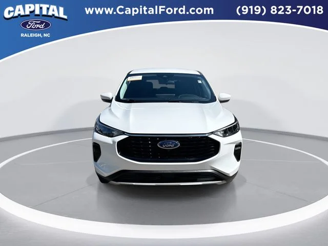 Used 2024 White Ford Active image 3