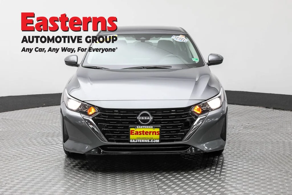 Used 2024 Gray Nissan SV image 2