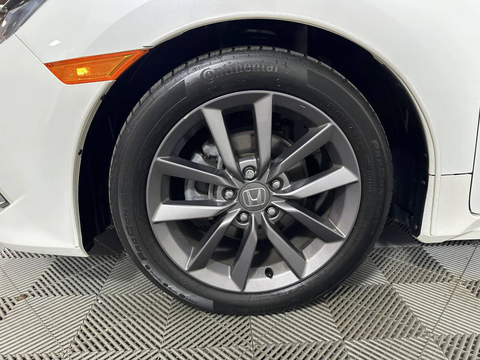 Used 2021 Platinum White Pearl Honda EX image 7