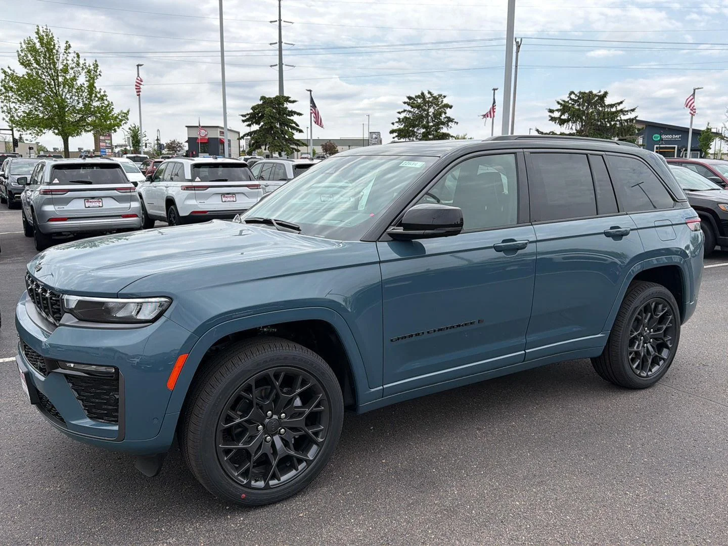 New 2026 Steel Blue Exterior Paint Jeep Summit image 1