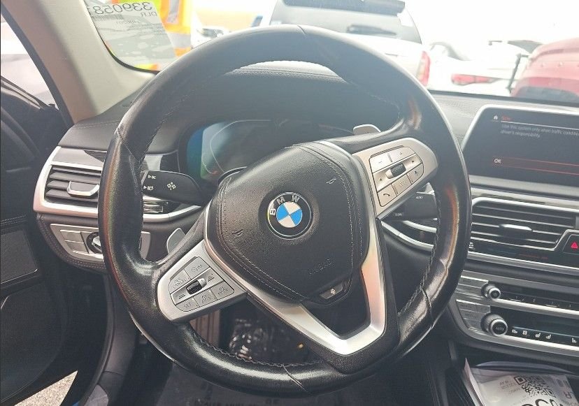 Used 2022 Black BMW 740i image 8