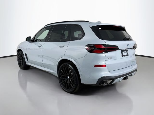 New 2026 Gray Metallic BMW xDrive40i image 5