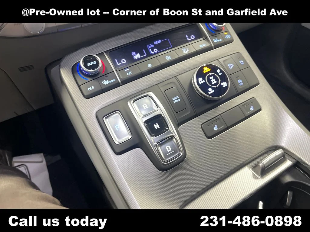 Used 2020 Gray Hyundai SEL image 24