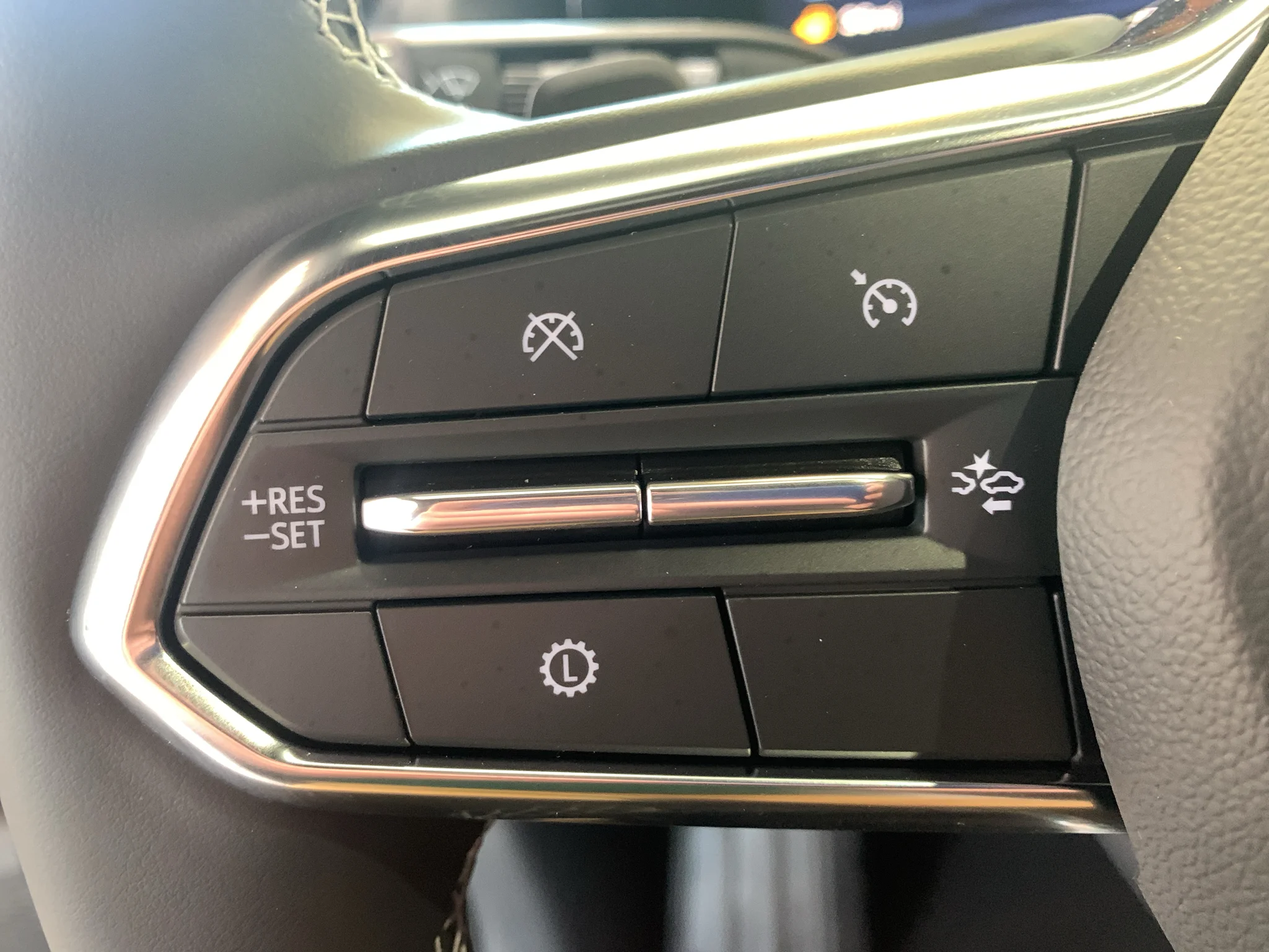 2027 Chevrolet Traverse LT - Photo 20