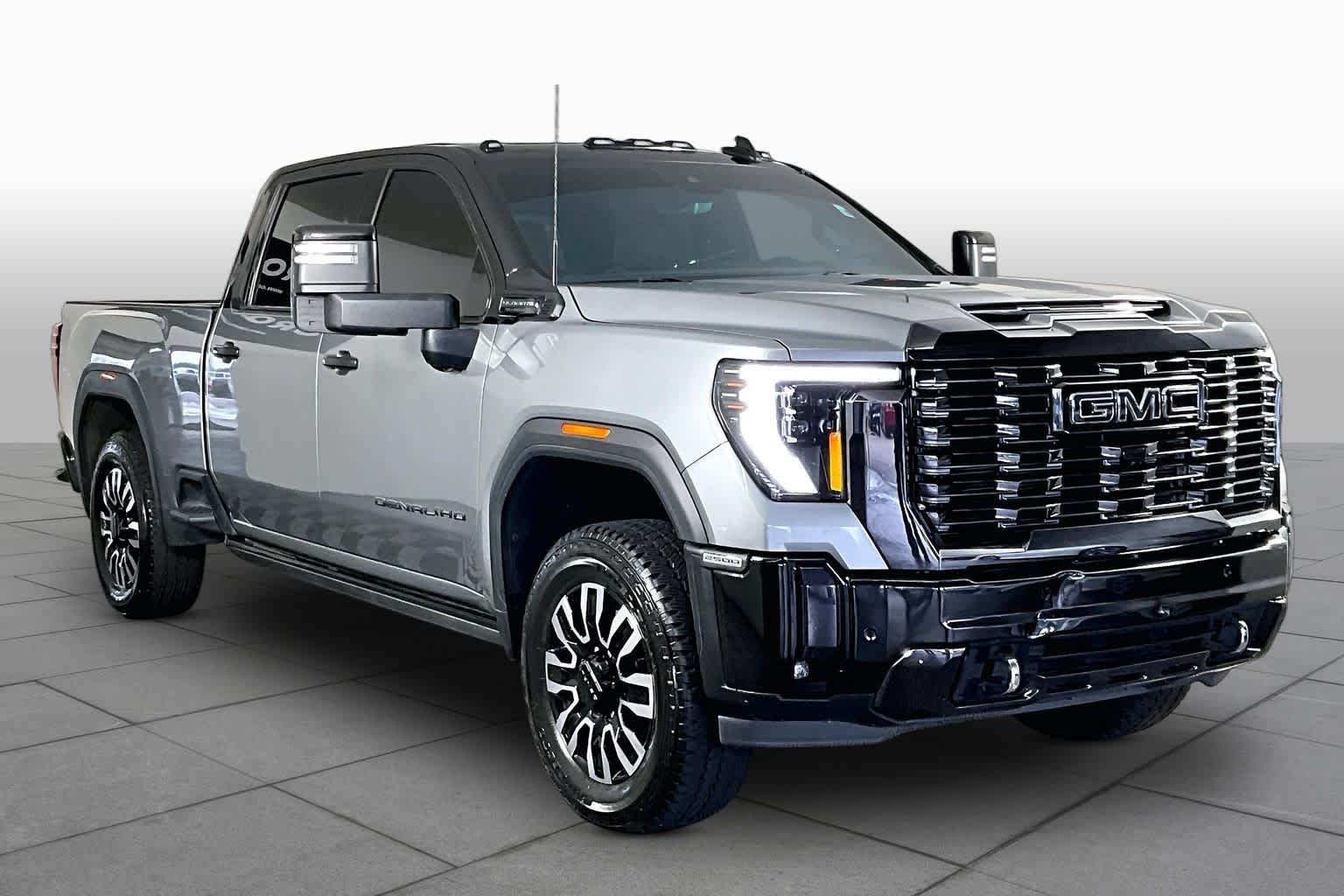Used 2024 Sterling Metallic GMC Denali Ultimate image 3