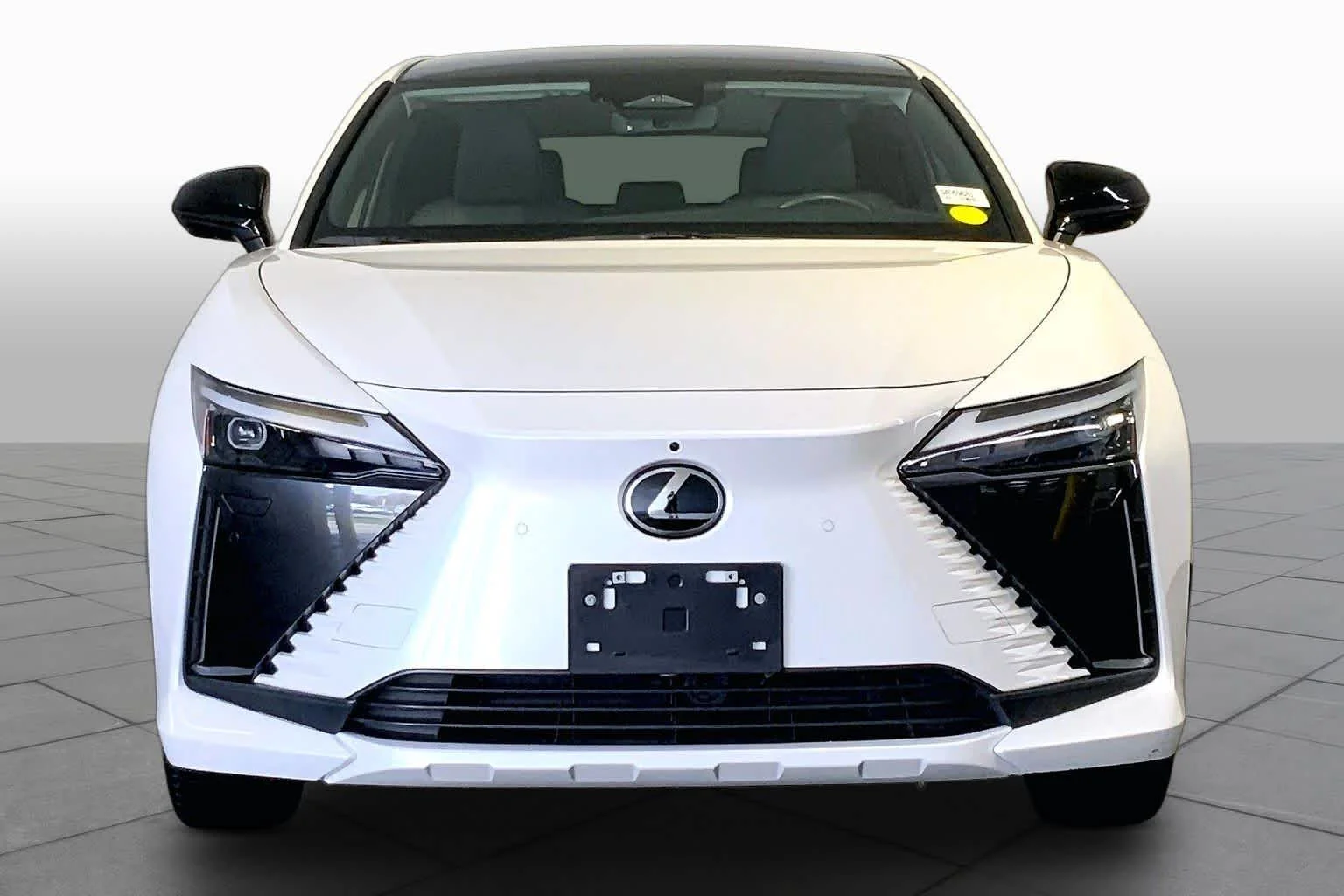 Used 2025 Eminent White Pearl Lexus Premium image 3