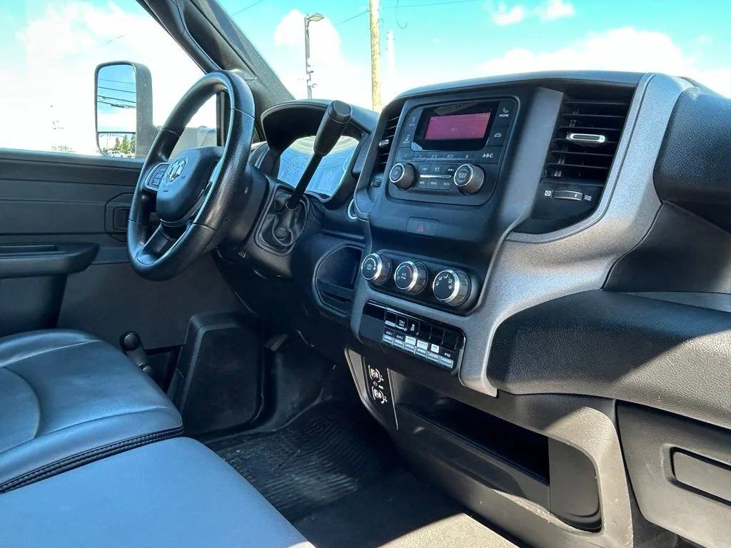Used 2021 White Ram Tradesman image 35