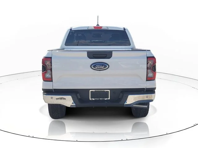 New 2026 Oxford White Ford Lariat image 6