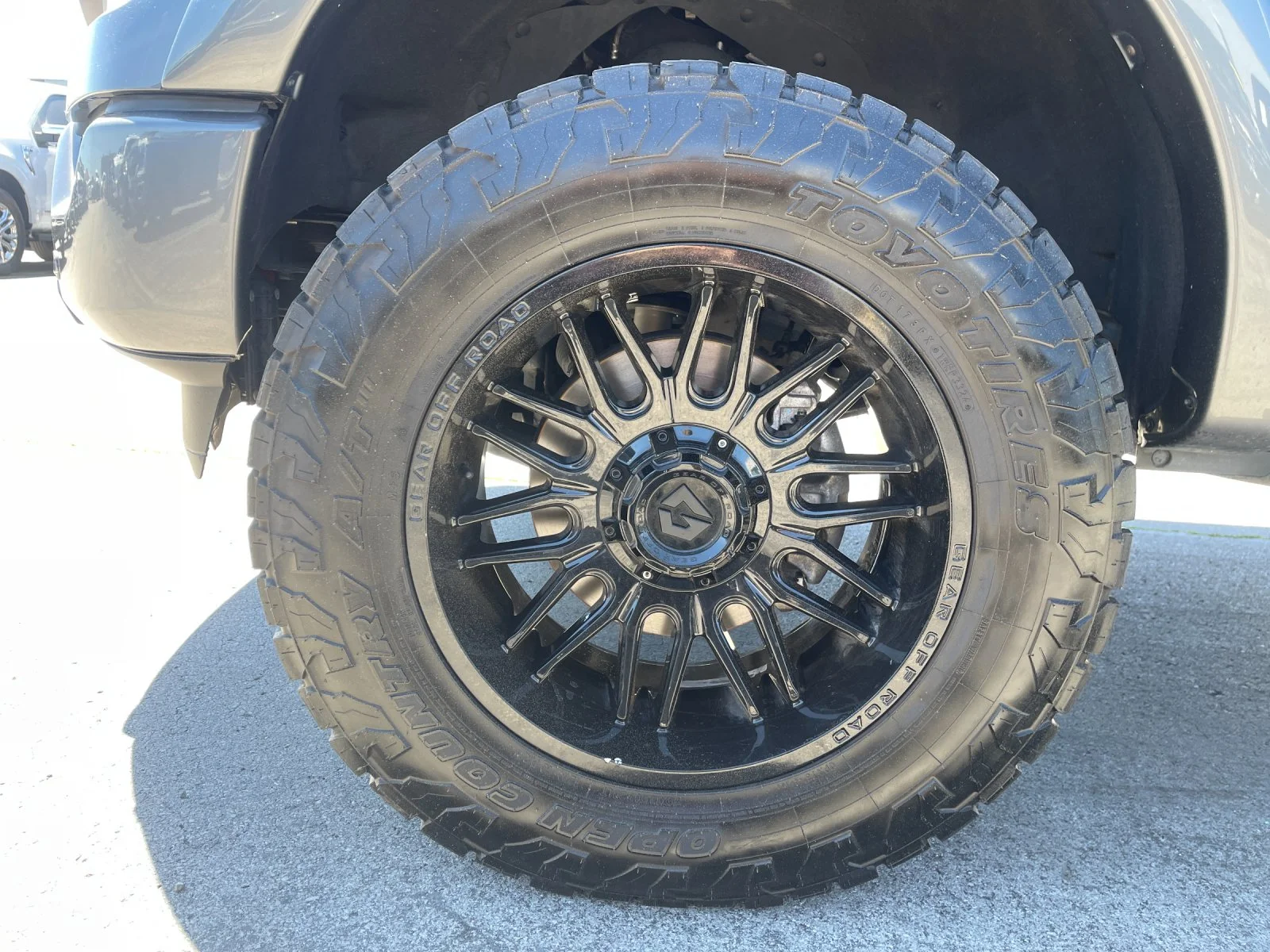 Used 2022 Gray Ford XLT image 32