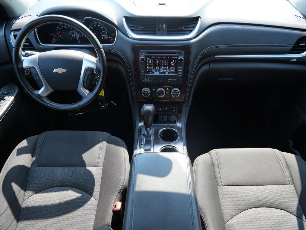 Used 2016 Red Chevrolet LT image 14