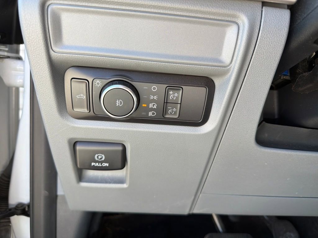 Used 2021 Oxford White Ford XLT image 15