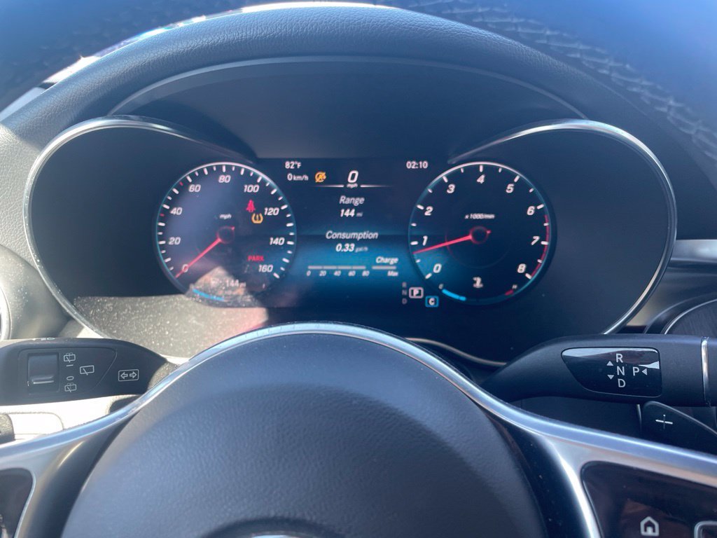 Certified Used 2020 Gray Mercedes-Benz GLC 300 image 3