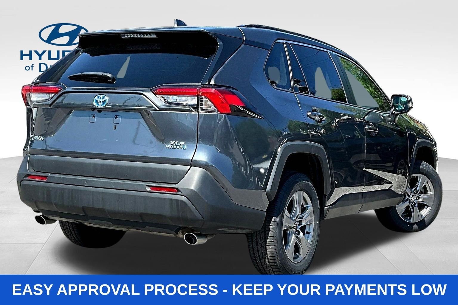 Used 2023 Gray Toyota XLE image 8