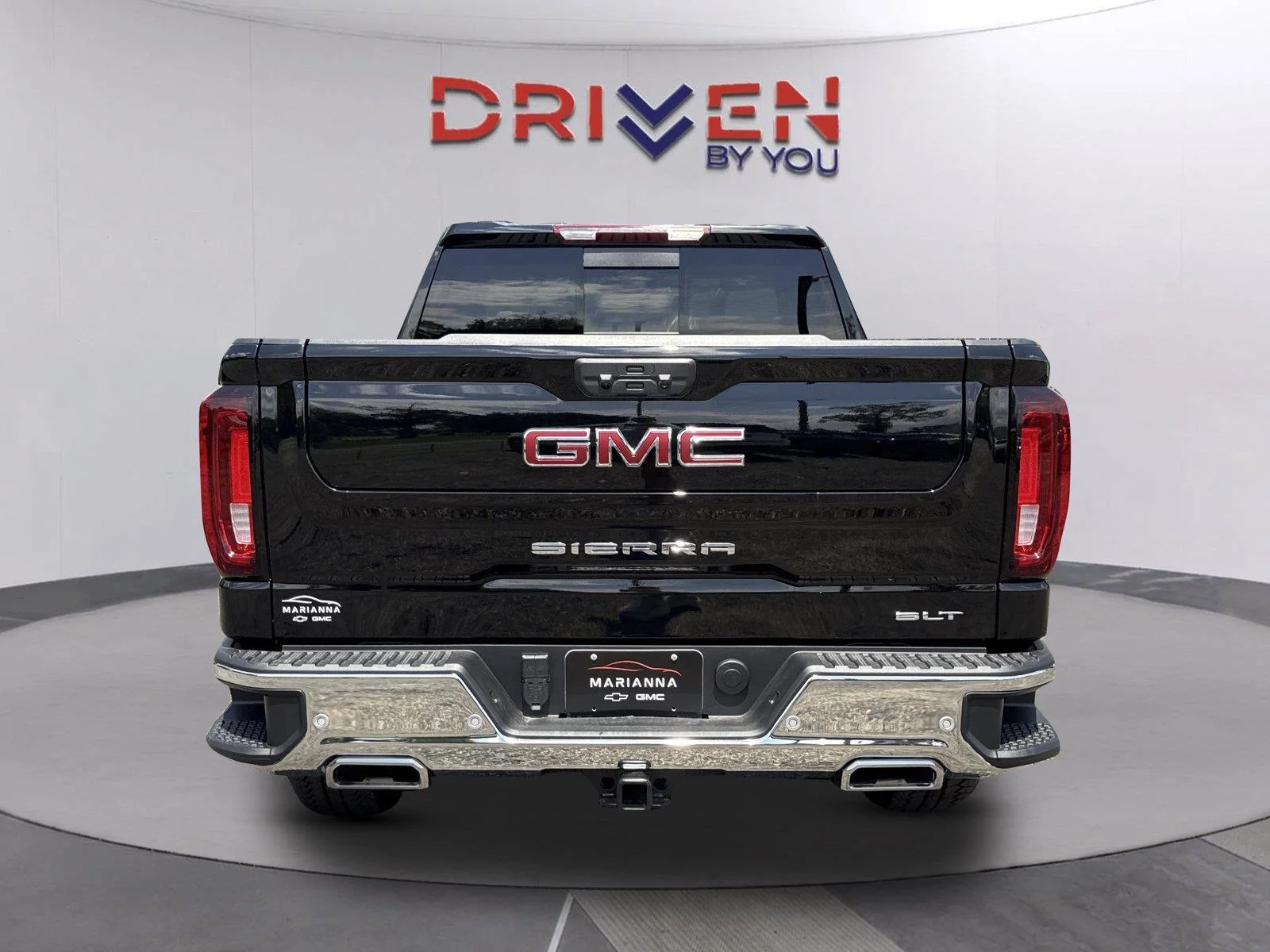 New 2026 Onyx Black GMC SLT image 5