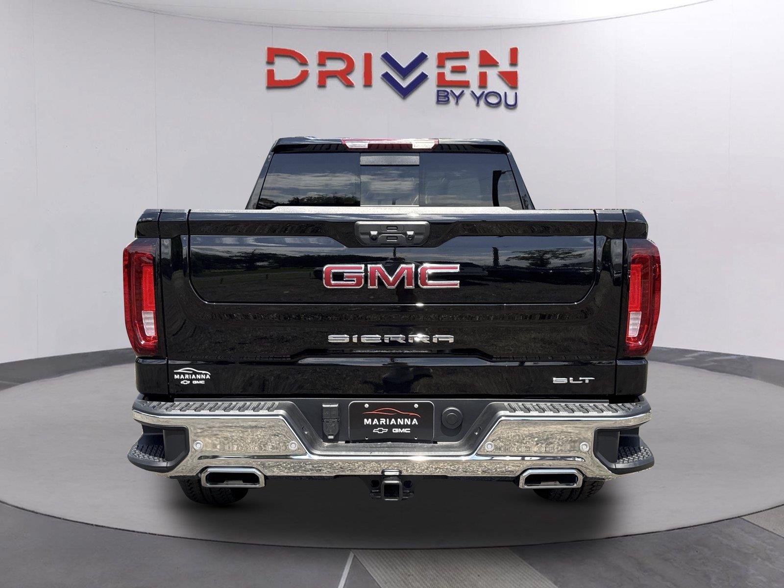 New 2026 Onyx Black GMC SLT image 5