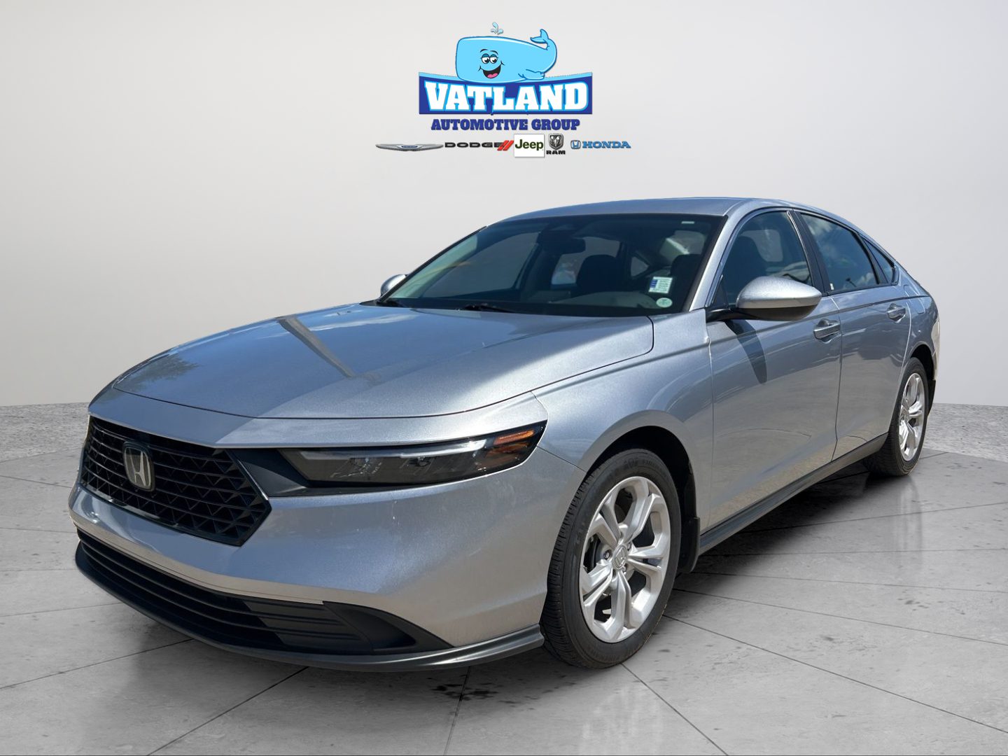 Used 2024 Silver Honda LX image 1