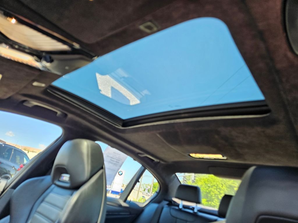 Used 2020 Black Sapphire Metallic BMW Base image 40