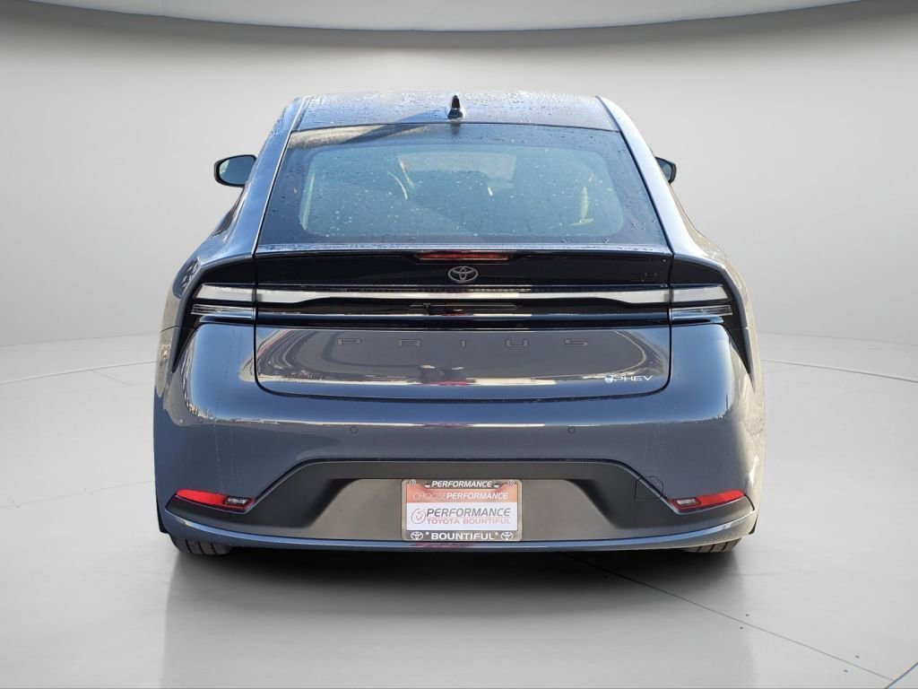 2026 Toyota Prius Plug-in Hybrid SE - Photo 22