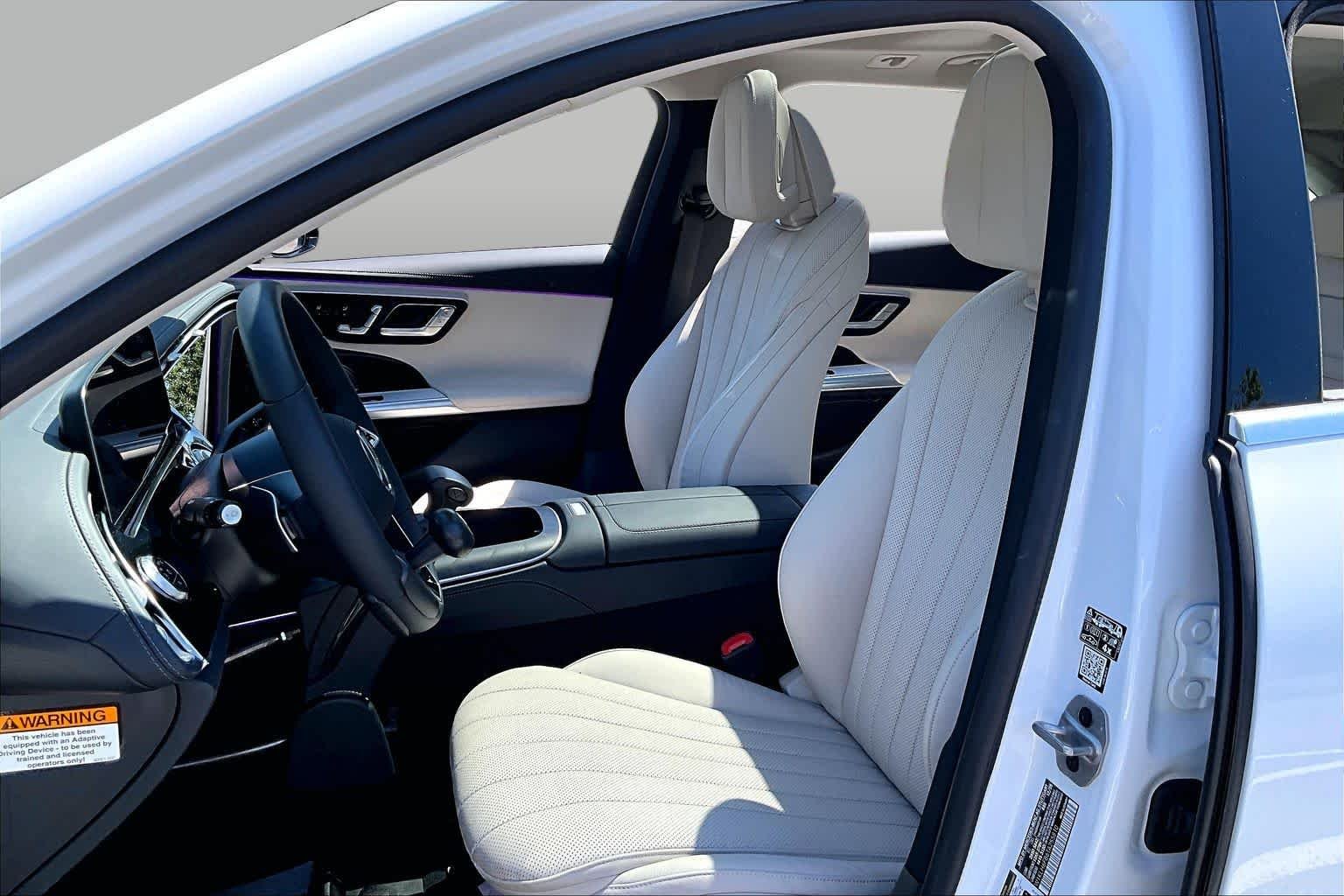 Used 2026 MANUFAKTUR Moonlight White Metallic Mercedes-Benz E 450 image 8