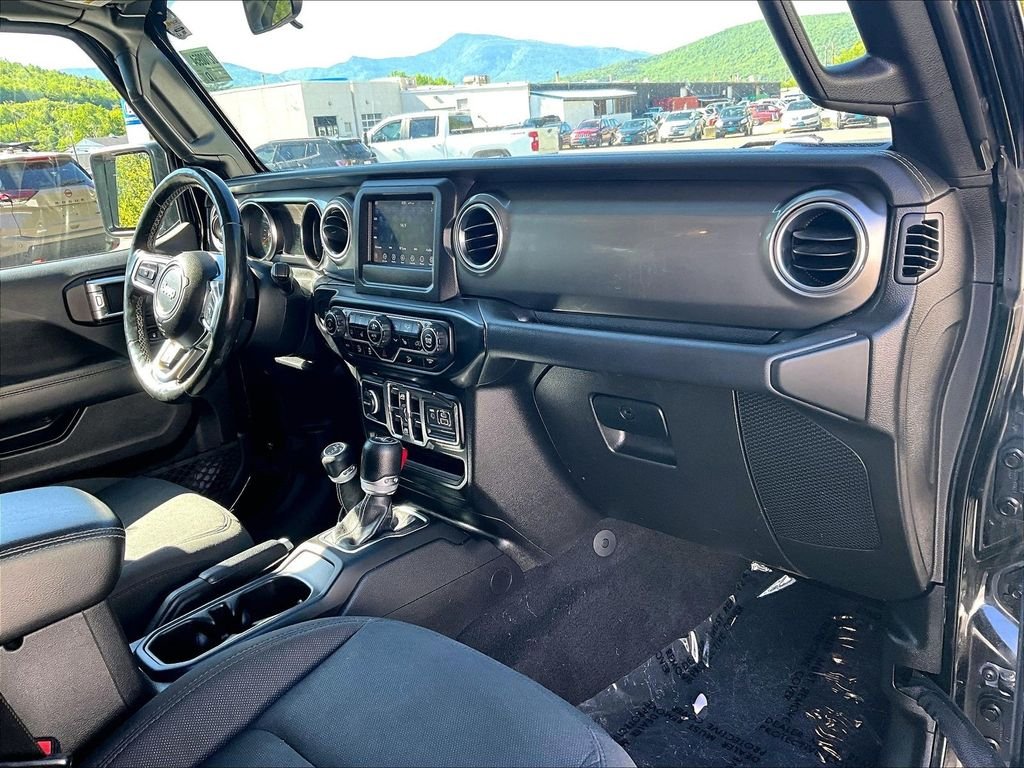 Used 2020 Black Clearcoat Jeep Unlimited Sahara image 14