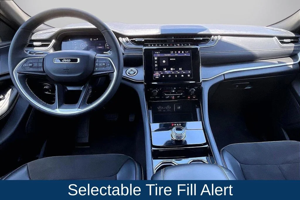 Used 2023 Gray Jeep Altitude 4x4 image 17