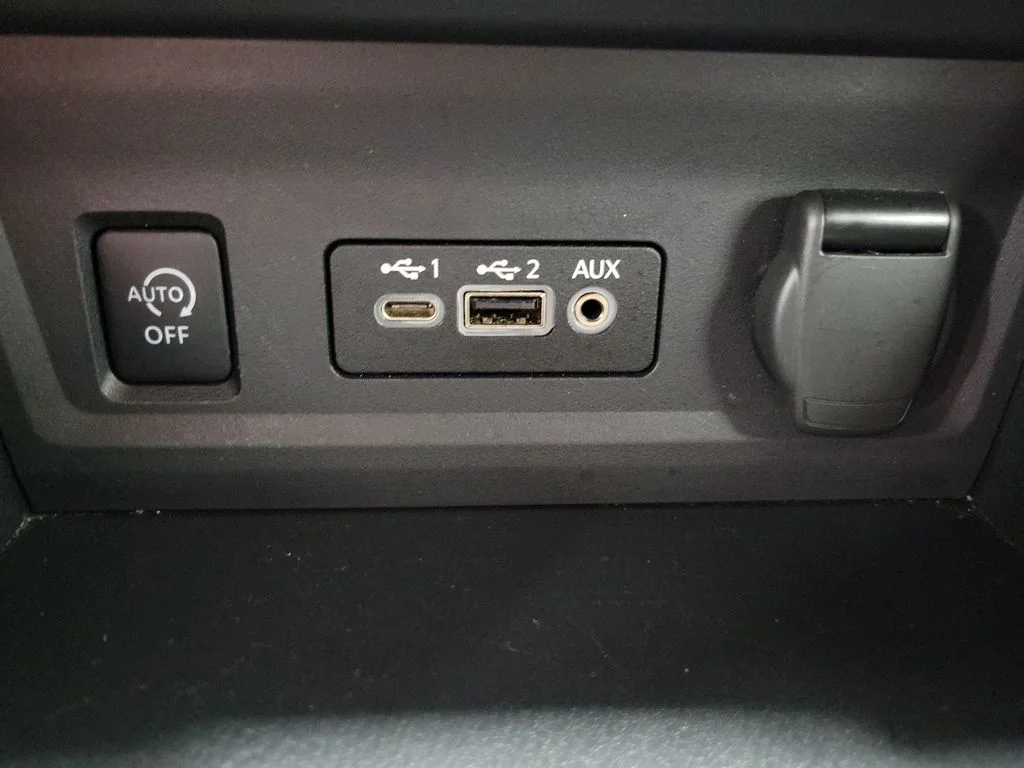 Used 2025 White Nissan SV image 37