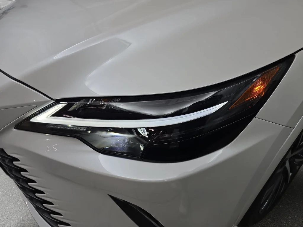 New 2026 Eminent White Pearl Lexus PREMIUM PLUS image 29