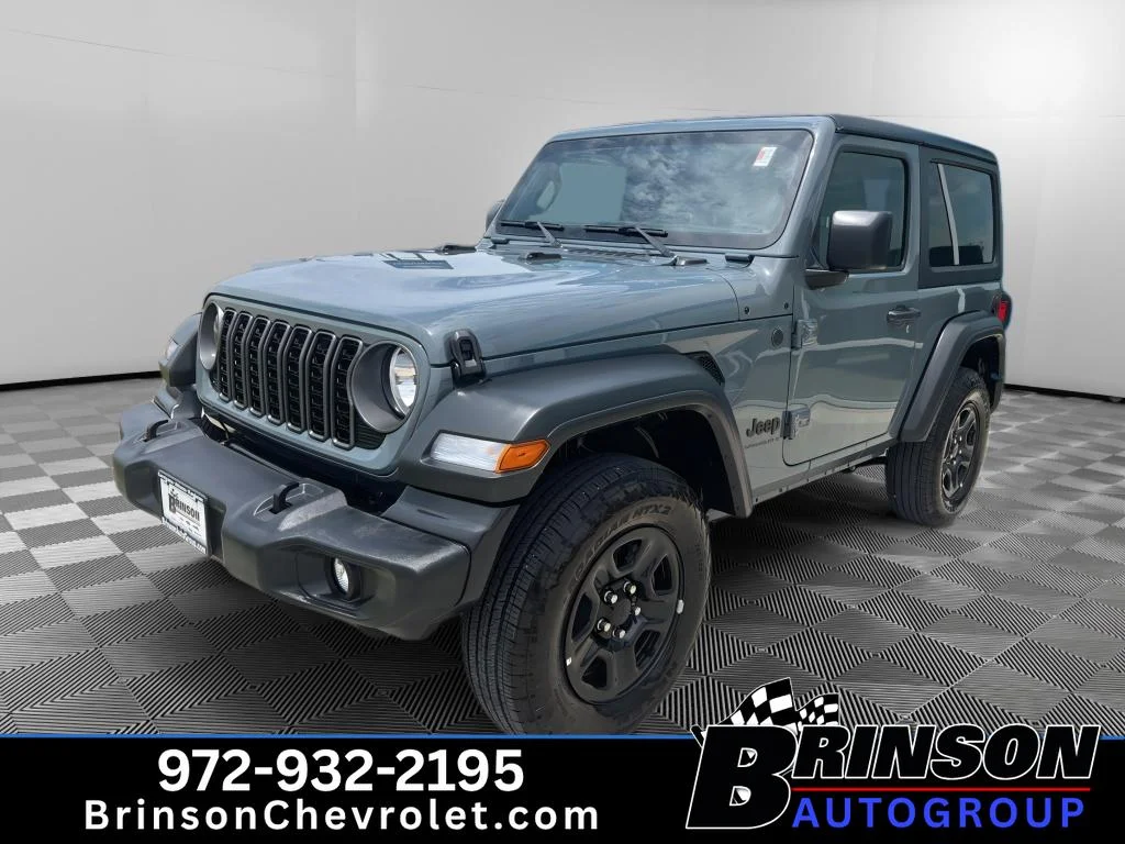 Used 2025 Anvil Clearcoat Jeep Sport image 3