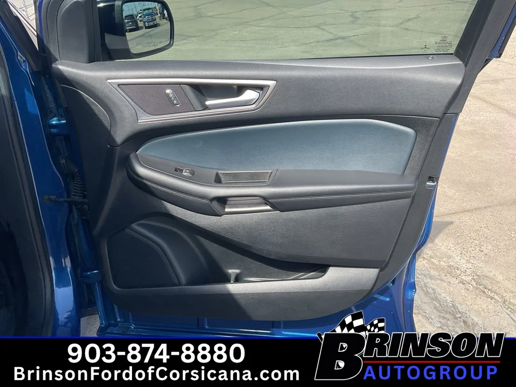 Used 2022 Atlas Blue Metallic Ford SEL image 22