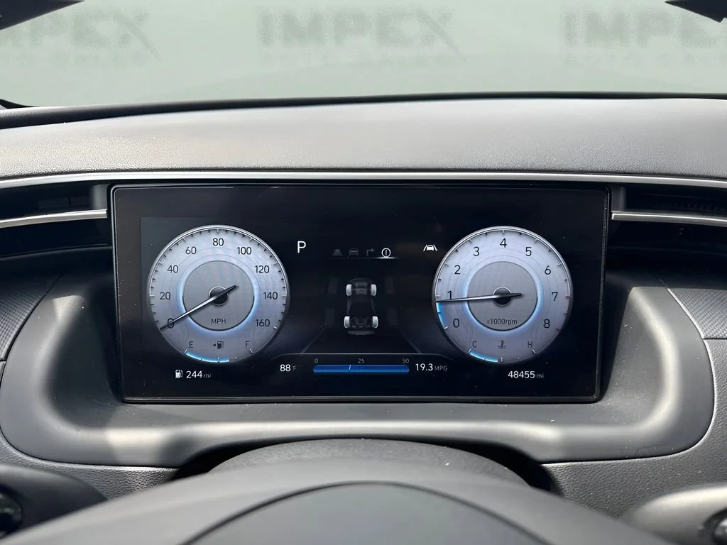 Used 2023  Hyundai SEL Premium image 24