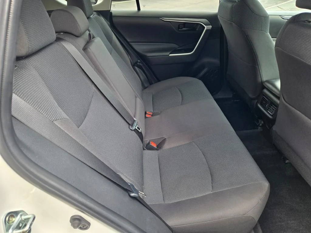 Used 2023 White Toyota LE image 9
