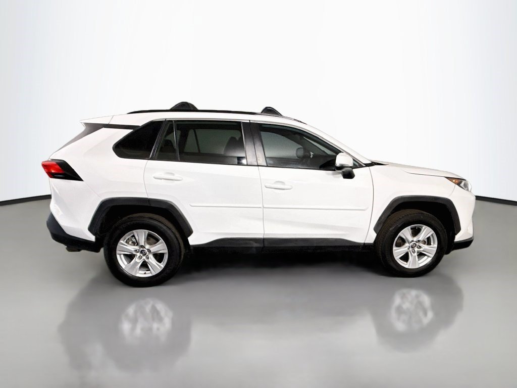 Used 2020 Super White Toyota XLE image 8
