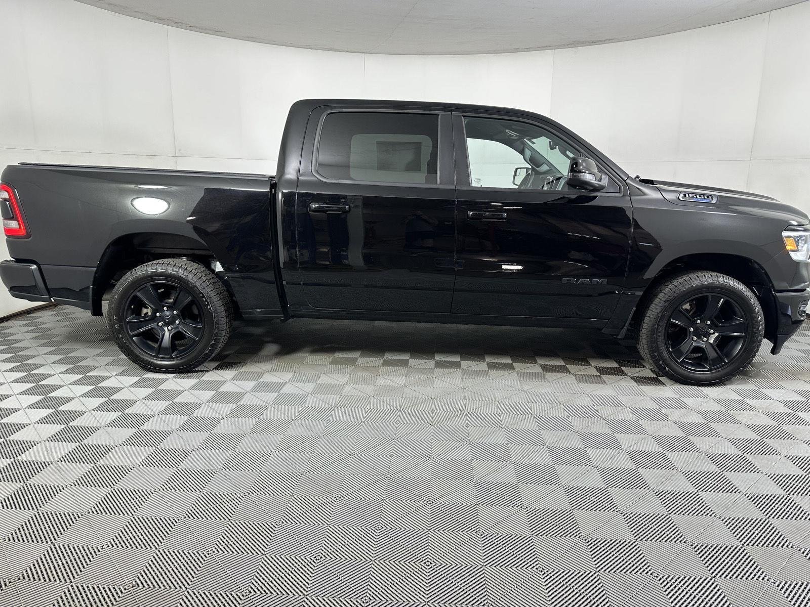 Used 2023 Diamond Black Crystal Pearlcoat Ram Big Horn image 10