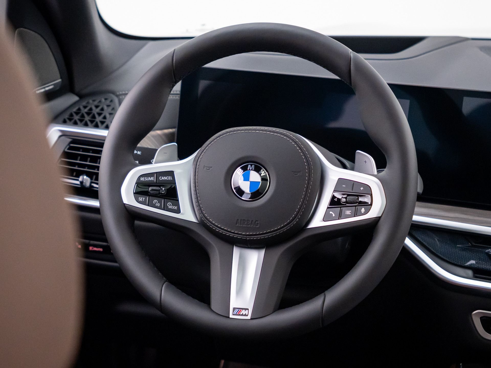 New 2026 Skyscraper Grey Metallic BMW xDrive40i image 12