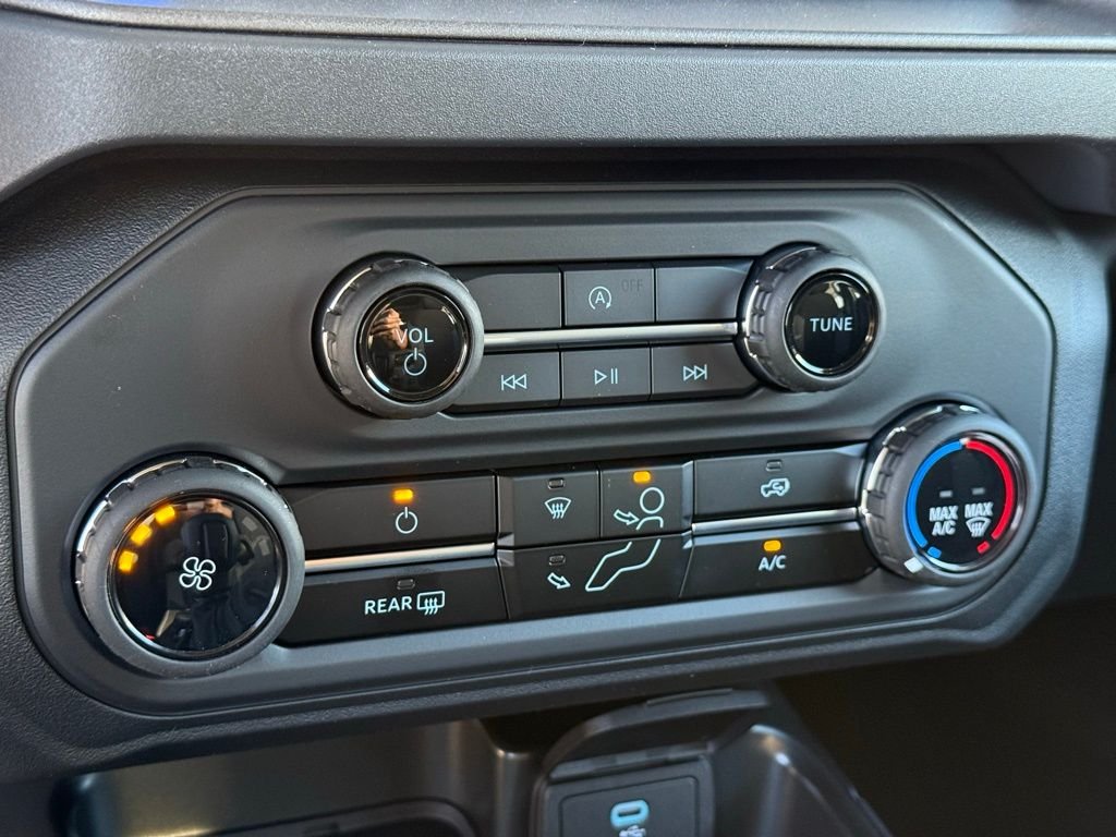 New 2025 Carbonized Gray Metallic Ford Base image 10