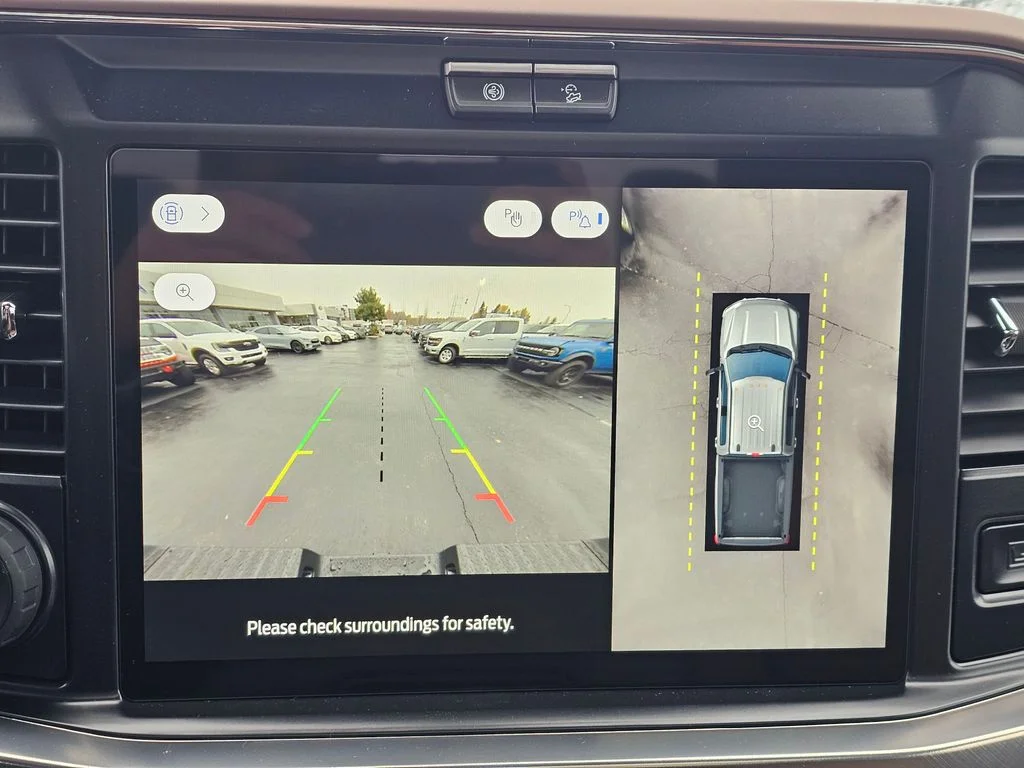 New 2026 Star White Metallic Tri-Coat Ford F-250® King Ranch® image 33