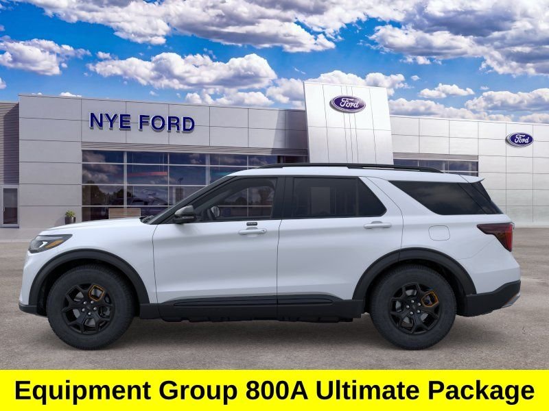 New 2026 Space White Metallic Ford Tremor® image 4