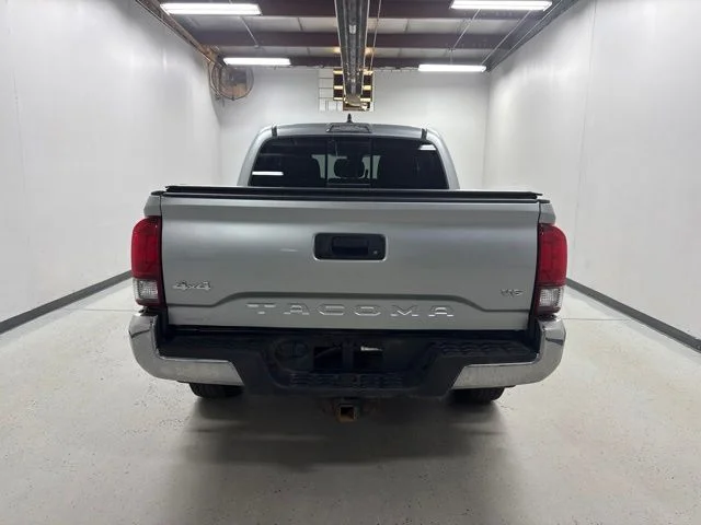 Used 2022 Silver Toyota SR5 image 5