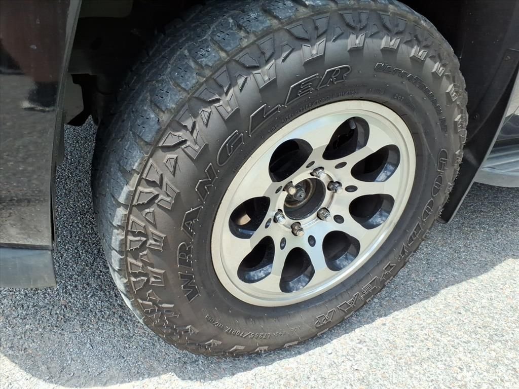 Used 2012 Black Chevrolet LS image 3