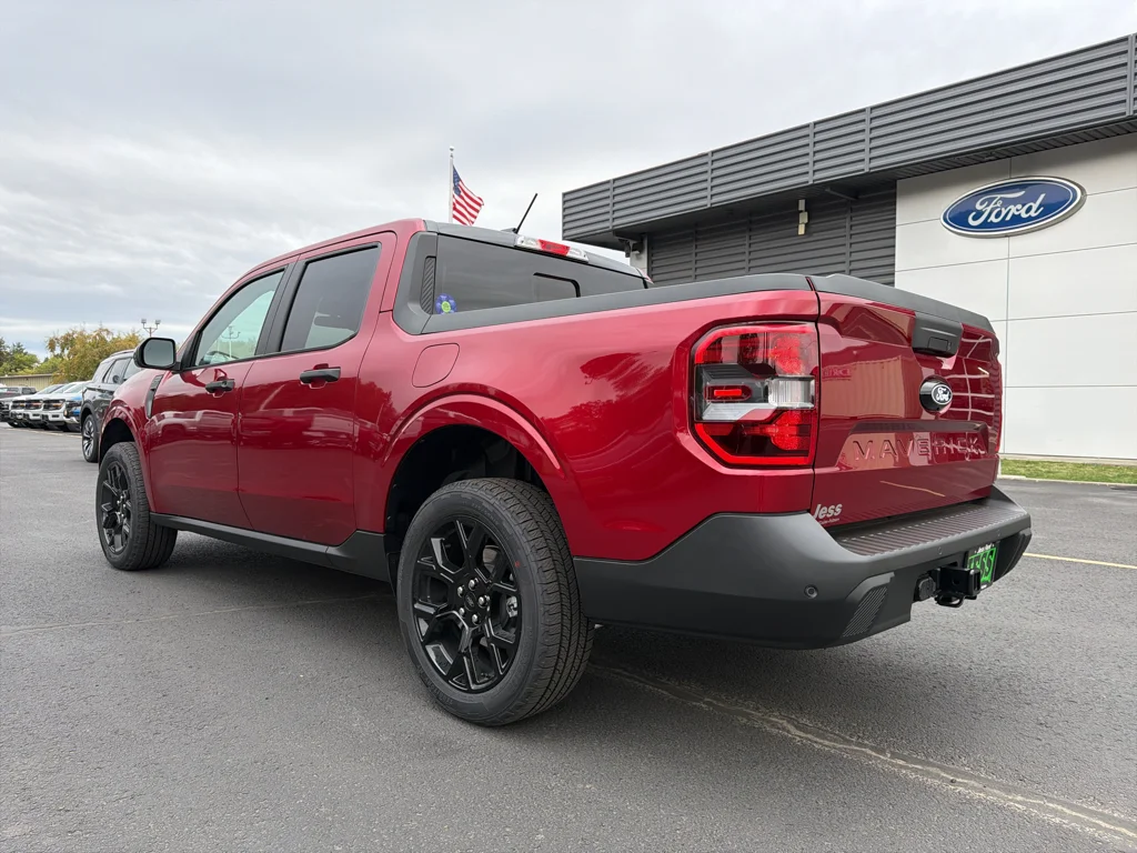 New 2026 Ruby Red Metallic Tinted Clearcoat Ford XLT image 10