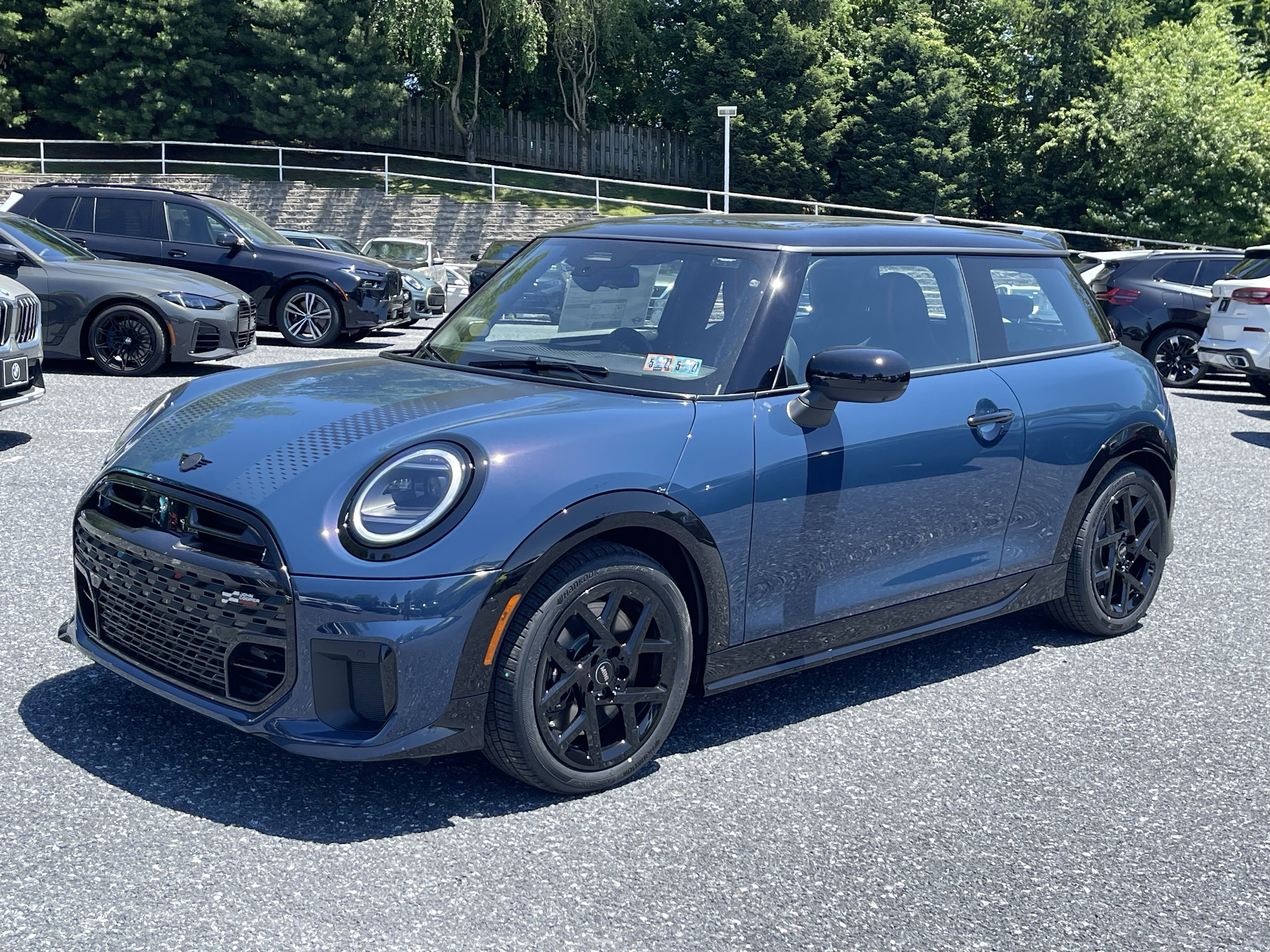 2026 MINI Hardtop Cooper S's photo