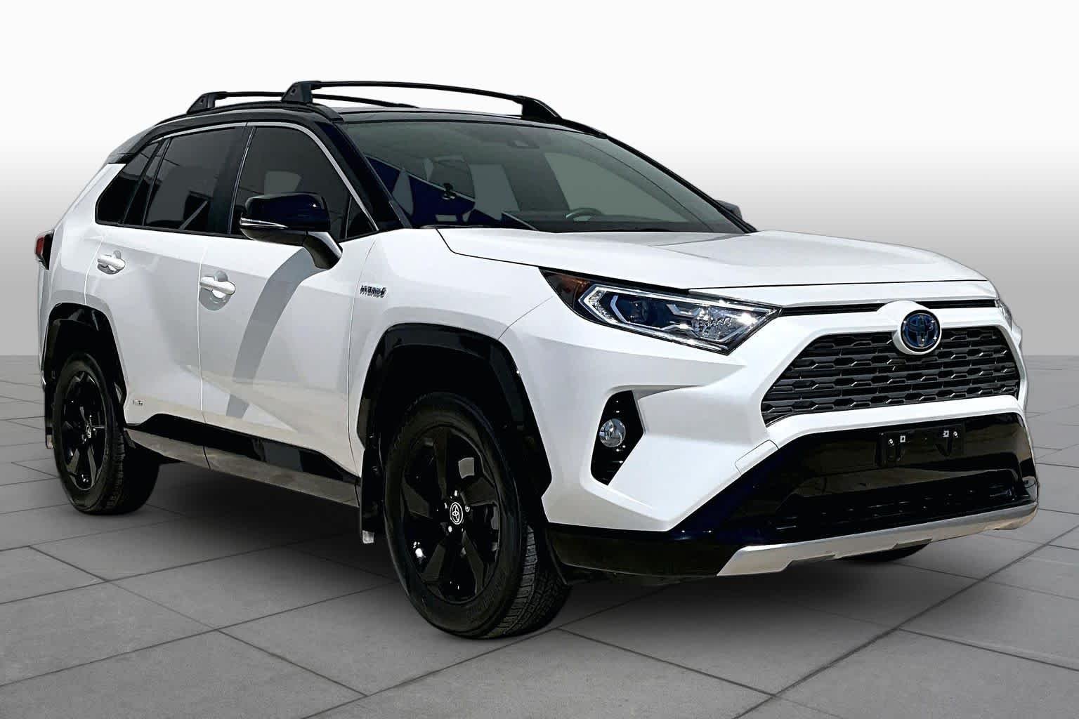 Pre-Owned 2020 Toyota RAV4 Hybrid XSE