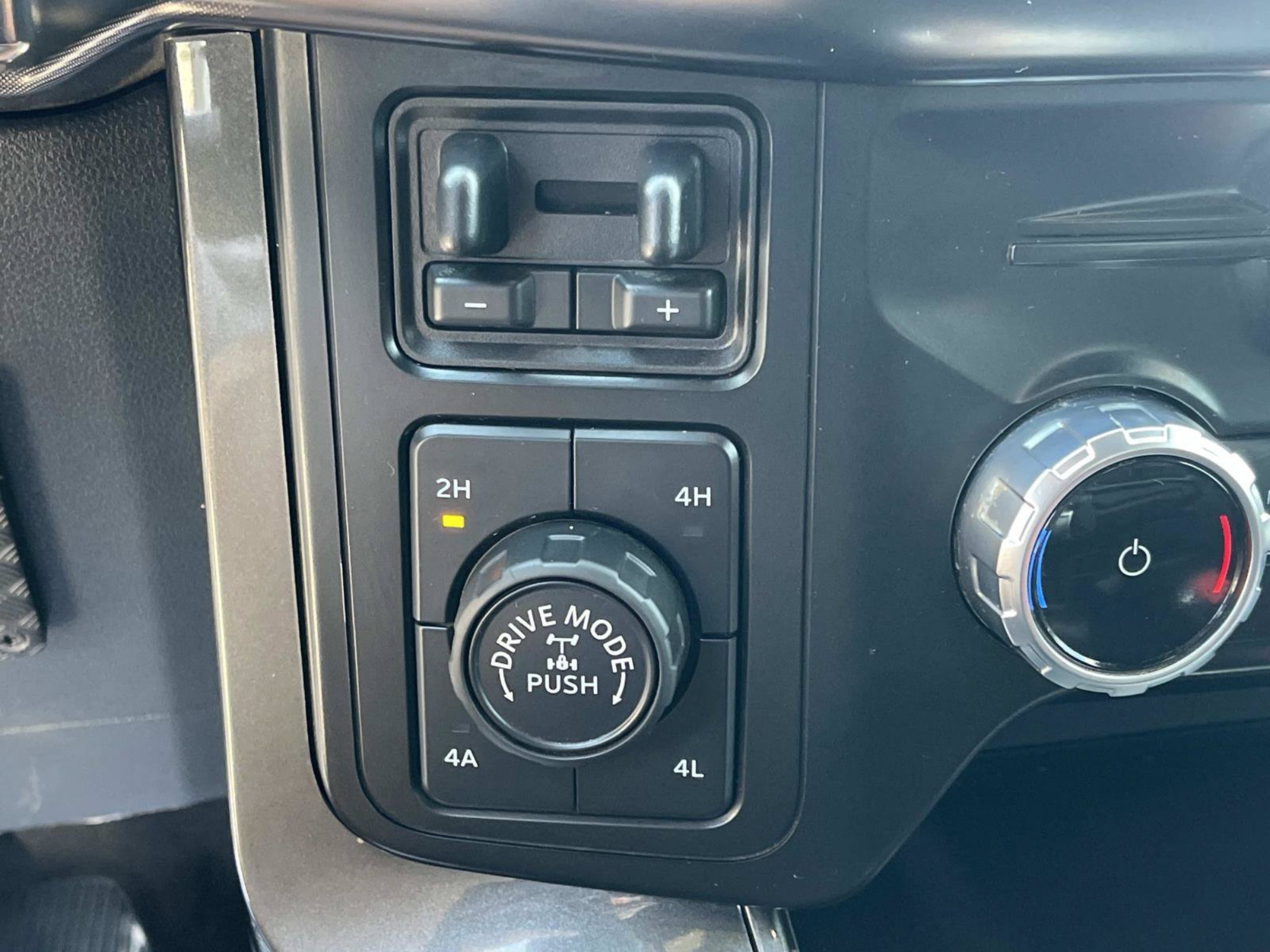 Used 2023 White Metallic Ford Tremor image 34