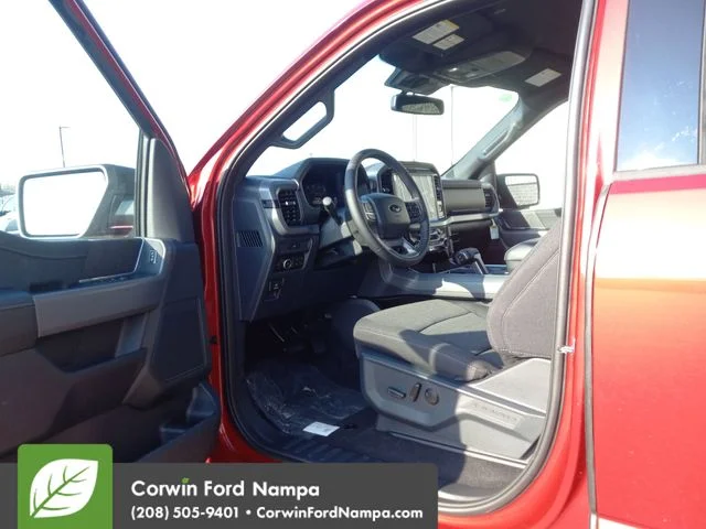 New 2026 Ruby Red Metallic Tinted Clearcoat Ford XLT image 9